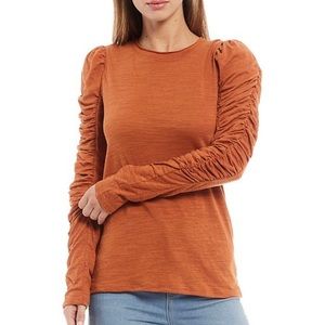 FREE PEOPLE. NATASHA rouched sleeve top. M. NWOT